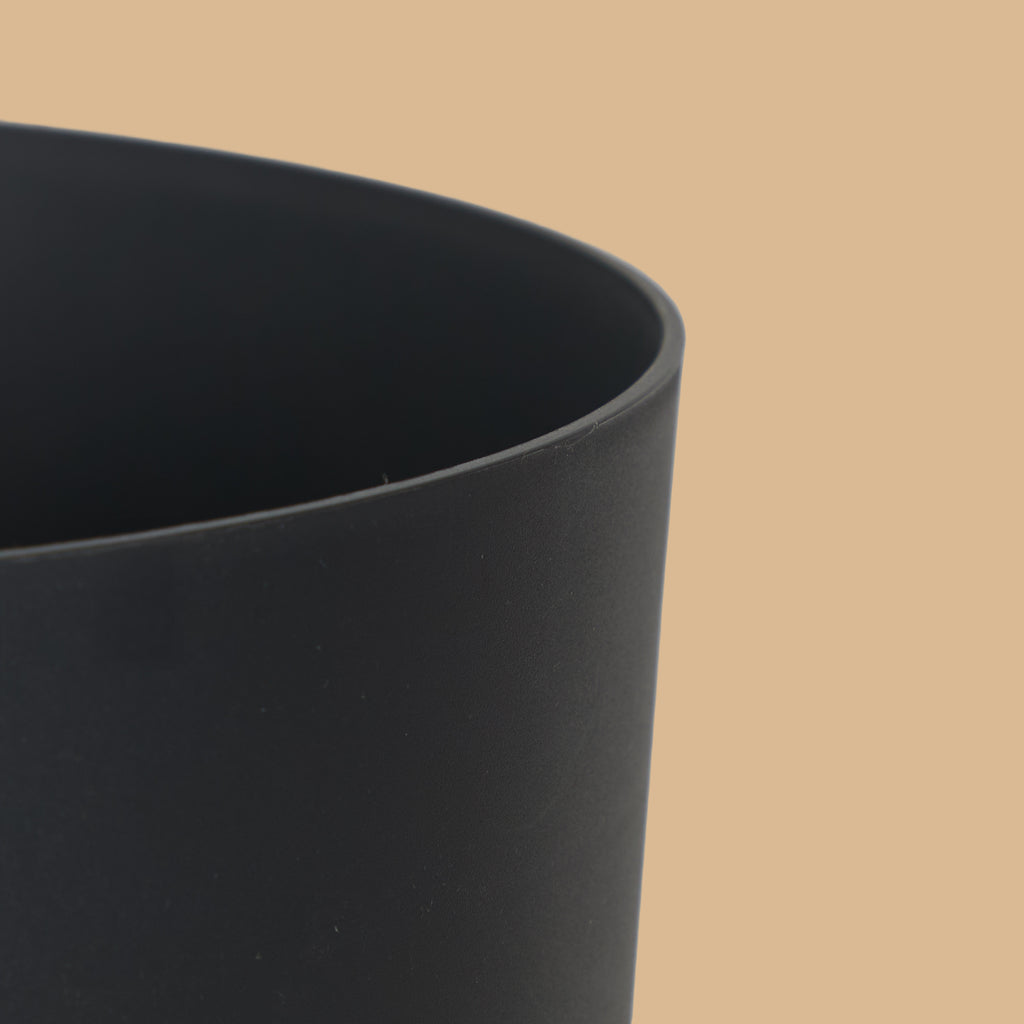 Flow Plant Pot in Grey